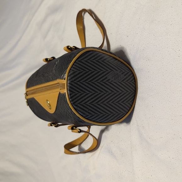 Vintage Mark Cross Mini Duffle Satchel Handbag - Picture 4 of 17